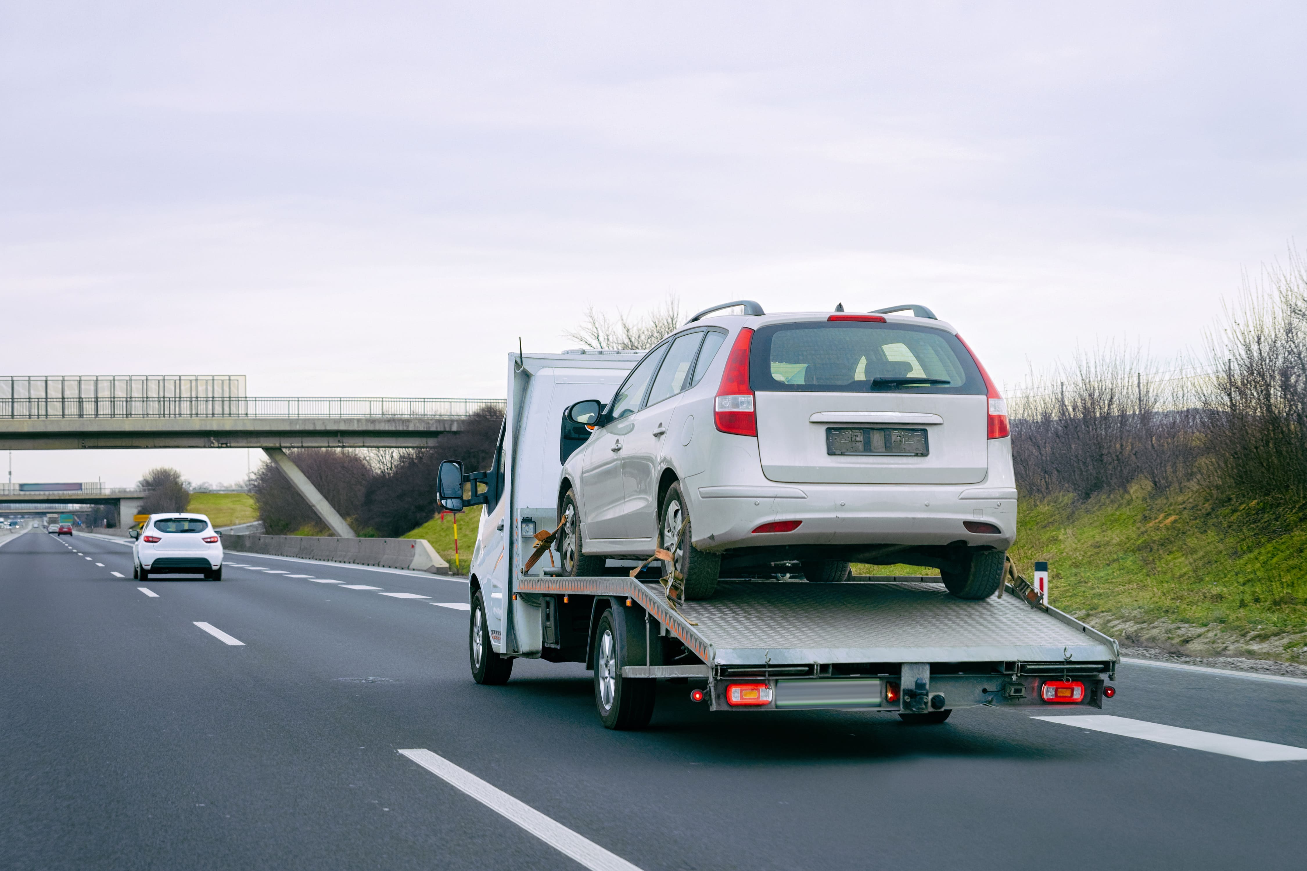fahrzeug lieferung transport auto